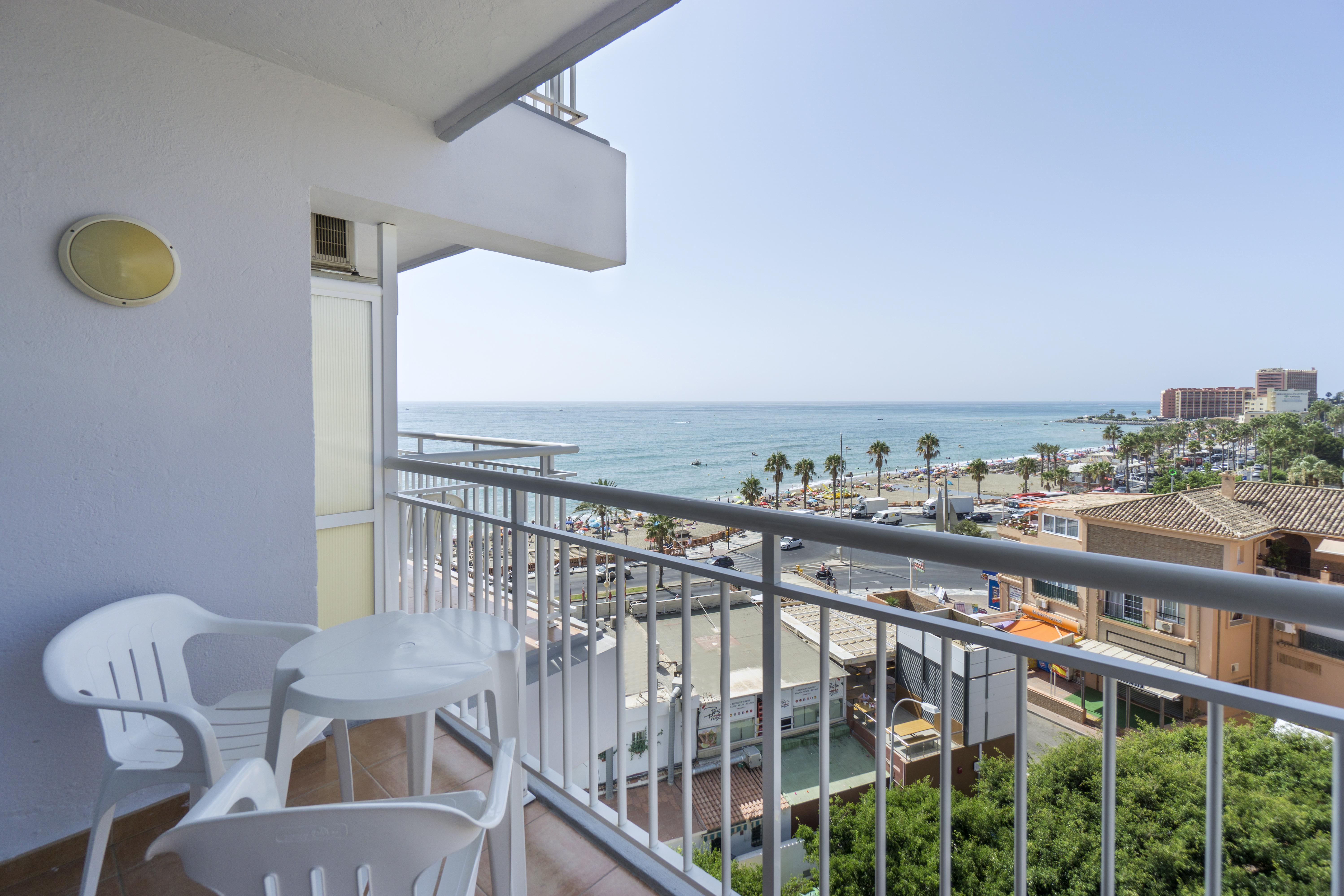 Medplaya Hotel Alba Beach Benalmadena Ngoại thất bức ảnh