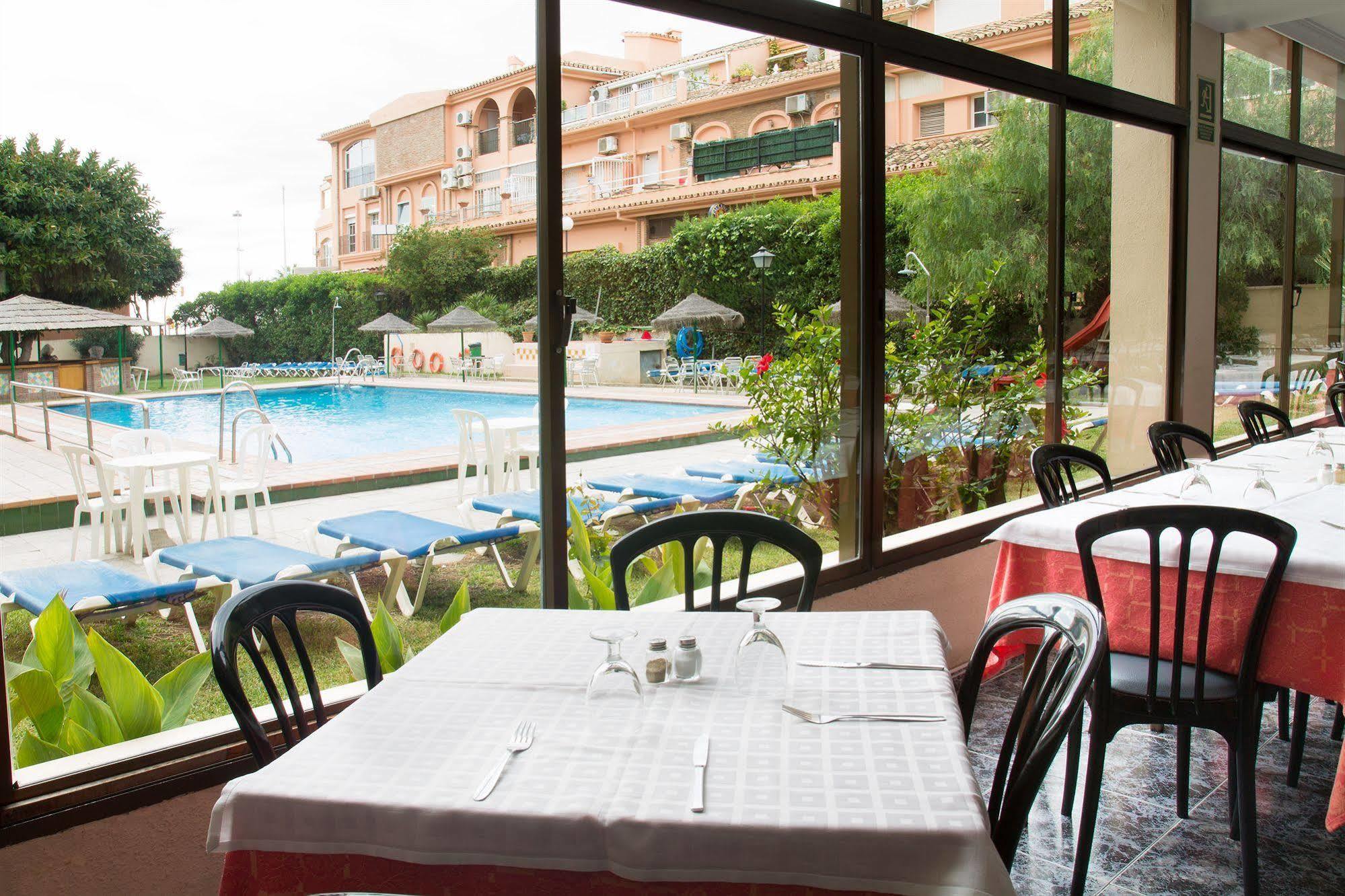 Medplaya Hotel Alba Beach Benalmadena Ngoại thất bức ảnh
